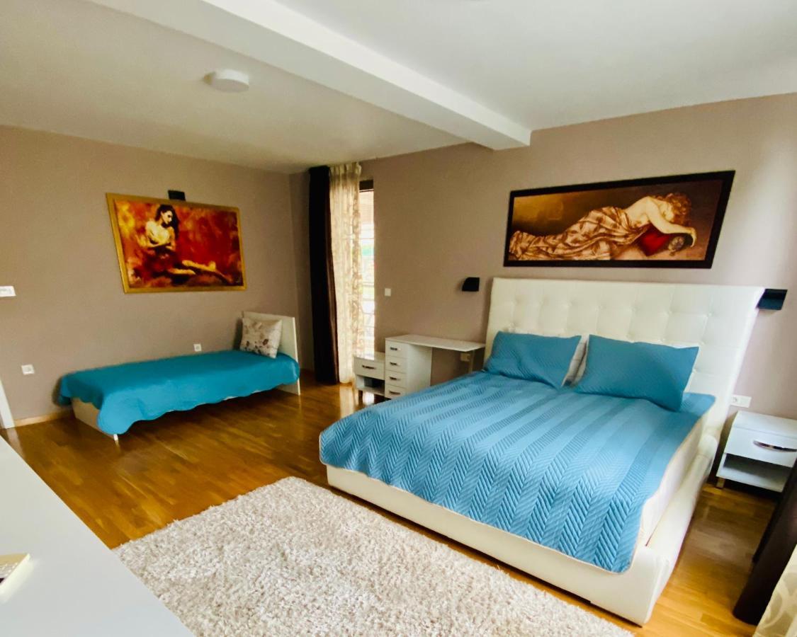 Villa Sunny Side Apartment Skopje Dolno Solnje Bagian luar foto